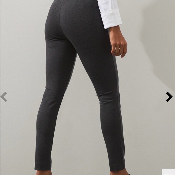 Chicos Faux Leather Grey Ponte Leggings, Size 20 - Picture 2 of 10